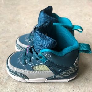 🌈 JORDAN SPIZIKE (4C)